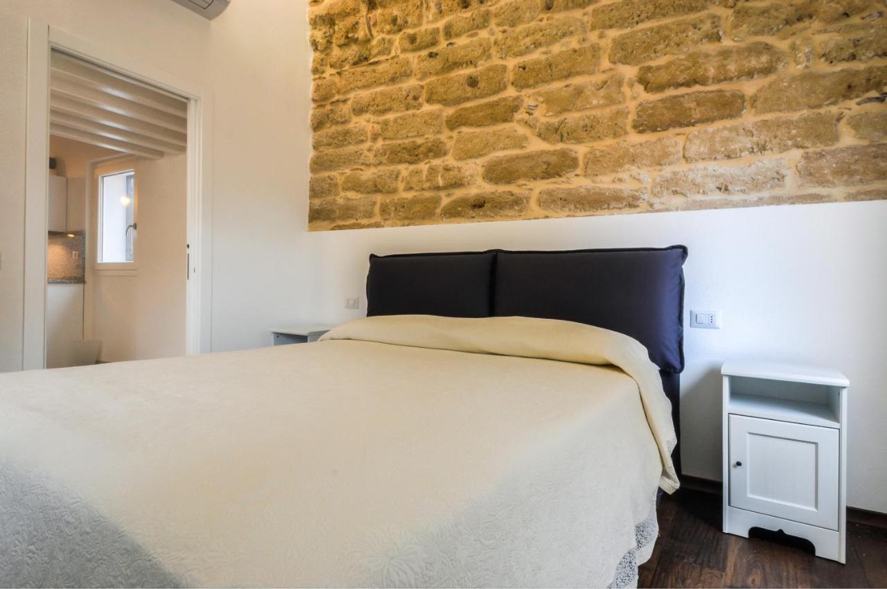 Loft In The Old Town Apartment Алгеро Екстериор снимка