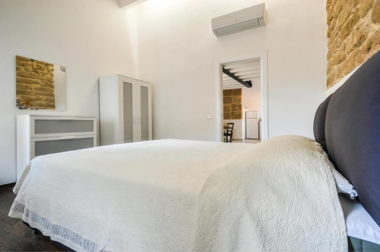 Loft In The Old Town Apartment Алгеро Екстериор снимка